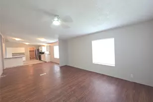 13024 Falling Oak Dr, Willis, TX 77318 - Photo 7