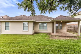 1905 Plum Falls Ln, Pearland, TX 77581 - Photo 27