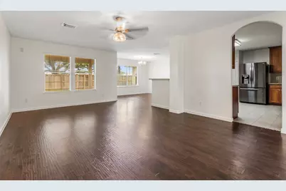 1905 Plum Falls Lane, Pearland, TX 77581 - Photo 7