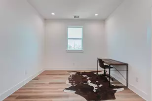 1307 E 27th St, Houston, TX 77009 - Photo 25