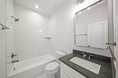 4007 New Orleans Street #B, Houston, TX 77020 - Photo 13