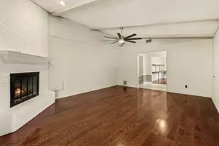 915 Merriman Ct Ct, Friendswood, TX 77546 - Photo 5