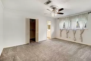 915 Merriman Ct Ct, Friendswood, TX 77546 - Photo 13