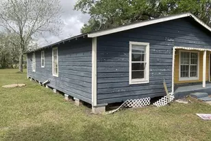 2832 County Rd 310, Brazoria, TX 77422 - Photo 13