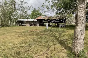2832 County Rd 310, Brazoria, TX 77422 - Photo 15