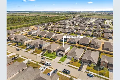 2538 Bay Winds Lane, Baytown, TX 77523 - Photo 3