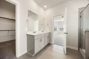 2538 Bay Winds Ln, Baytown, TX 77523 - Photo 15