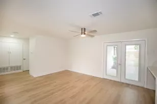 124 Lazy Ln, Baytown, TX 77520 - Photo 9