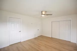 124 Lazy Ln, Baytown, TX 77520 - Photo 19
