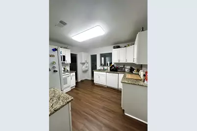 302 Shore Acres Boulevard, Shoreacres, TX 77571 - Photo 3