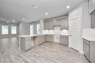 24506 Broad Park Ct, Spring, TX 77373 - Photo 11