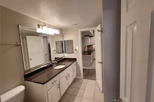 1919 Post Oak Park Dr, Houston, TX 77027 - Photo 9