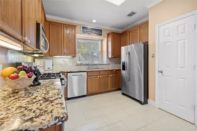 7143 Sun Village Drive, Houston, TX 77083 - Photo 15