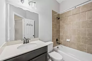 13412 Ravens Park Ln, Pearland, TX 77584 - Photo 17