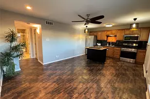 1529 Wirt Rd, Houston, TX 77055 - Photo 19