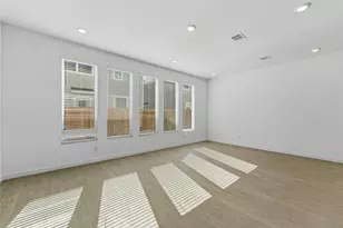 2206 Via Isa Ln, Houston, TX 77051 - Photo 9