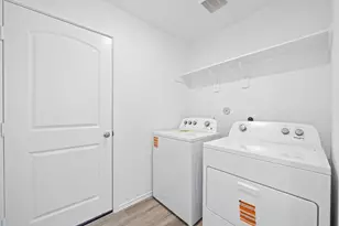 16830 Paintbrush Holw Ln, Houston, TX 77090 - Photo 5