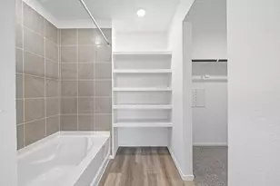 16830 Paintbrush Holw Ln, Houston, TX 77090 - Photo 15