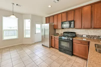 30114 E Sapling Oaks Place, Magnolia, TX 77355 - Photo 3