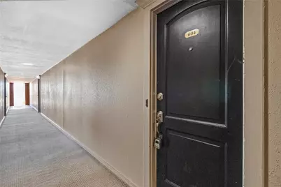 4627 Wild Indigo Street #604, Houston, TX 77027 - Photo 11
