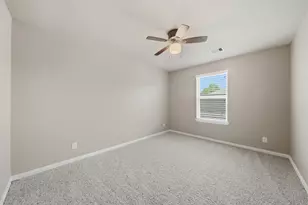 2716 Sunshade Ct, Pearland, TX 77584 - Photo 35