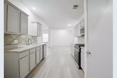 6627 Stonecross Creek Lane, Katy, TX 77449 - Photo 13