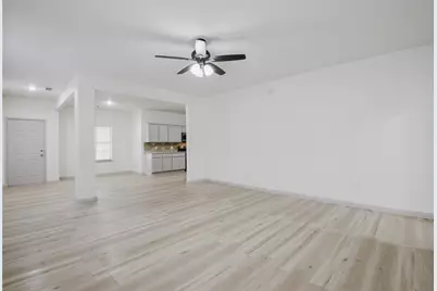 6627 Stonecross Creek Lane, Katy, TX 77449 - Photo 17
