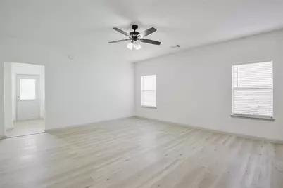 6627 Stonecross Creek Lane, Katy, TX 77449 - Photo 15