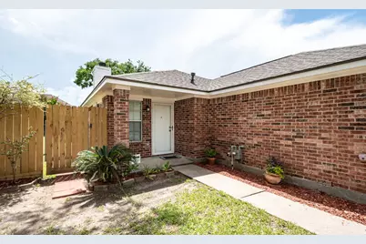 4705 Meadowood Drive, Baytown, TX 77521 - Photo 3