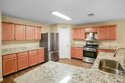 1006 Stillgate Ct Court, Spring, TX 77373 - Photo 5