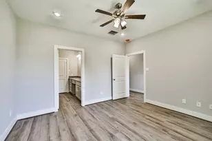 440 Ave B, La Marque, TX 77568 - Photo 11
