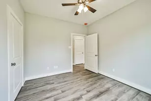 440 Ave B, La Marque, TX 77568 - Photo 21