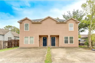 605 Center Street #B, Pasadena, TX 77506 - Photo 1