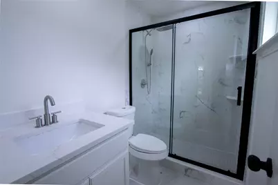 9310 Vickijohn Drive, Houston, TX 77031 - Photo 11