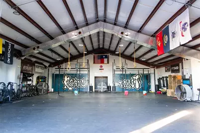 823 Seydler, East Bernard, TX 77435 - Photo 5