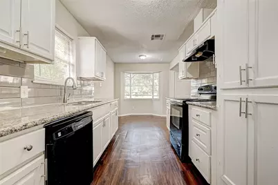 22318 Meadowgate Drive, Spring, TX 77373 - Photo 7