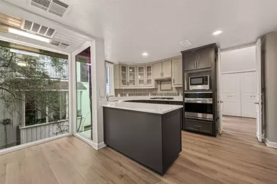 94 Sugarberry Circle, Houston, TX 77024 - Photo 1