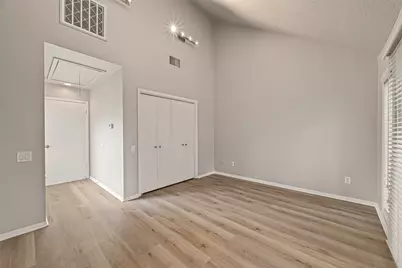 94 Sugarberry Circle, Houston, TX 77024 - Photo 37