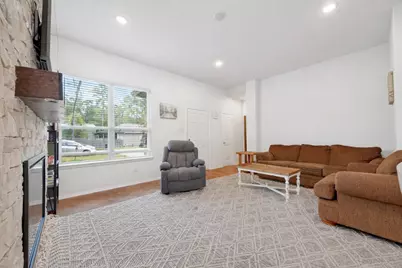804 Pearl River Drive, Conroe, TX 77316 - Photo 9