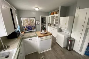 1005 Dorothy St, Houston, TX 77008 - Photo 11