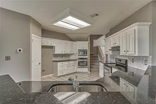 13707 Fountainview Dr, Montgomery, TX 77356 - Photo 17