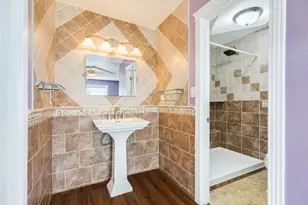 400 Pecan Estates Rd, Angleton, TX 77515 - Photo 11