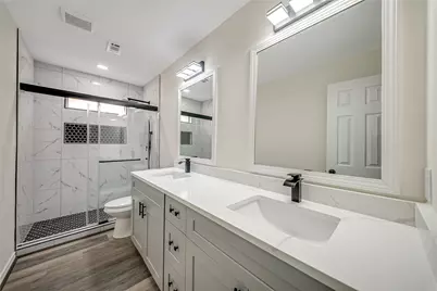 14915 Sun Harbor Drive, Houston, TX 77062 - Photo 17
