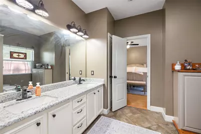 1102 Spring Branch Drive, Baytown, TX 77523 - Photo 21