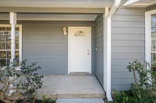 18770 Oakridge Dr, Cleveland, TX 77328 - Photo 3