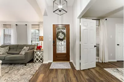 58 N Delta Mill Circle, The Woodlands, TX 77385 - Photo 5