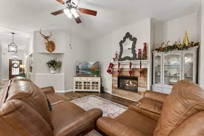 58 N Delta Mill Circle, The Woodlands, TX 77385 - Photo 31