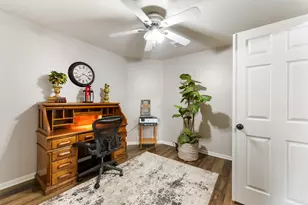 58 N Delta Mill Cir, The Woodlands, TX 77385 - Photo 13