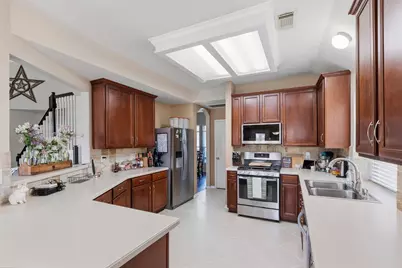 1277 Ocean Manor Lane, League City, TX 77573 - Photo 11