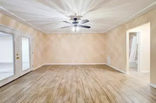 13526 Sherwood St, Sugar Land, TX 77498 - Photo 13